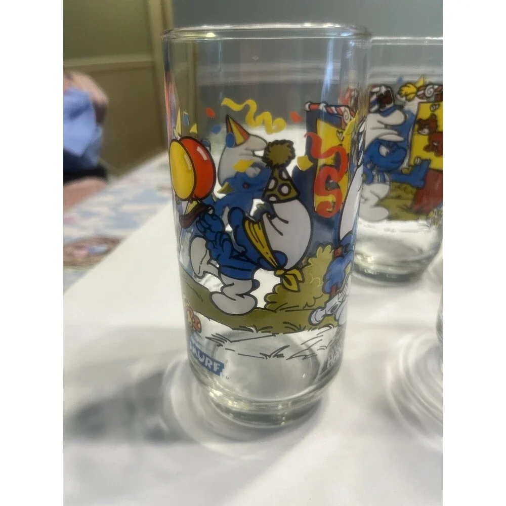 6 Vintage Collectible Smurfs Drinking Glasses Hardee's PEYO 1983 1982 Tumblers